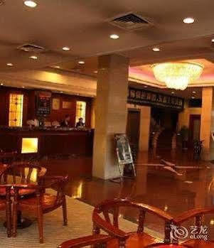 Huaqiao Hotel Linhai Exterior foto