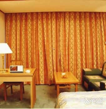 Huaqiao Hotel Linhai Exterior foto